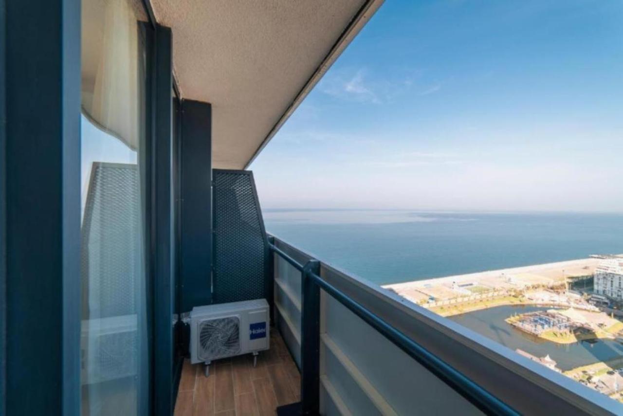 باتومي Orbi City Sea Side & Sea View Apartments المظهر الخارجي الصورة
